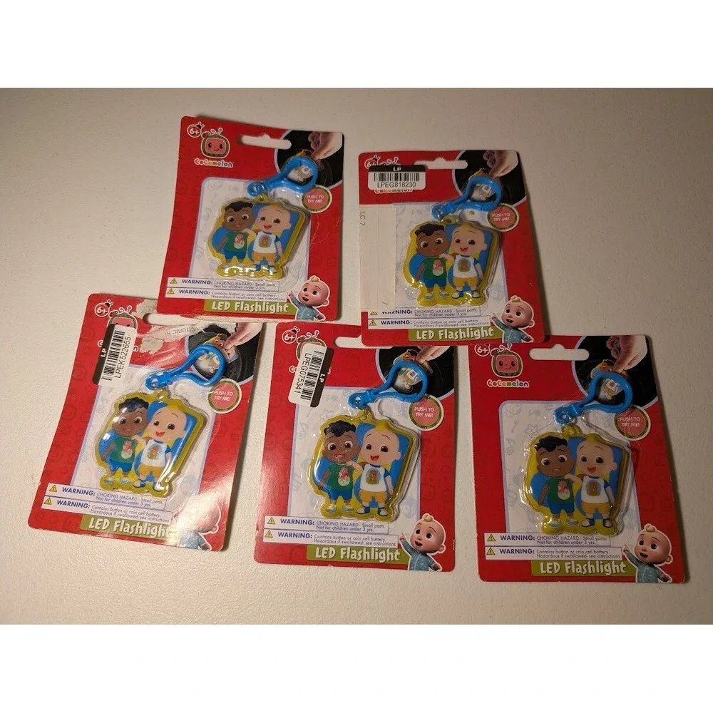 CoComelon LED Flashlight Keychain‎ Kids Light Up Clip-On Toy JJ & Friends Lot 5